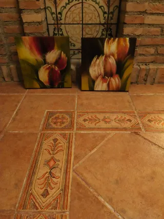 Pareja de cuadros de tulipanes