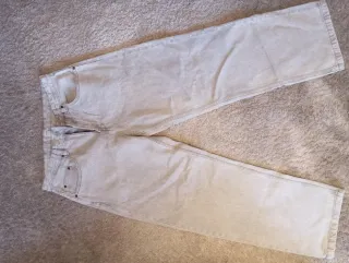 Pantalón baggy gris