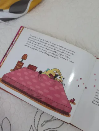 El hada Lolita y la casa de la felicidad (Spani...