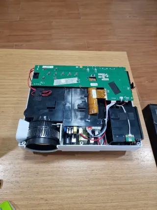 Proyector para piezas