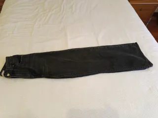 Pantalón Levis Negro Talla 26