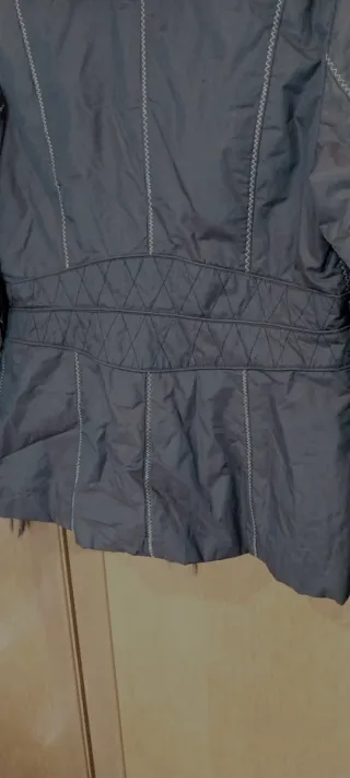 Chaquetón marrón HOLLIES cuello piel