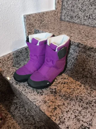 Botas de nieve moradas