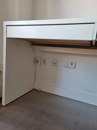 Escritorio MICKE Ikea Blanco con 2 cajones