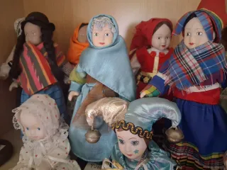 Bambole di porcellana vintage