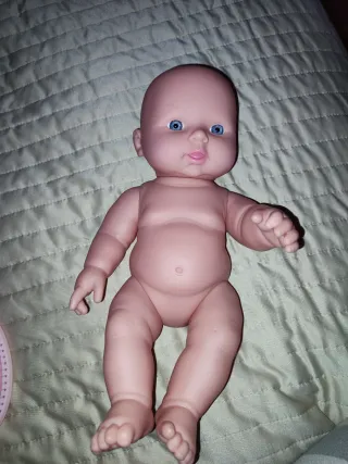 Muñeco bebé tipo Nenuco