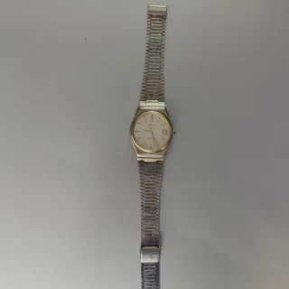 Orologio Bulova color oro al quarzo