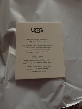 Botas UGG nuevas con pelo