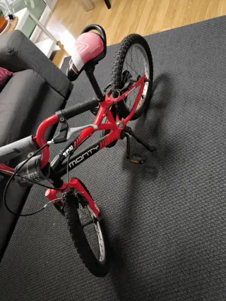Bicicleta Monty 20'' Roja