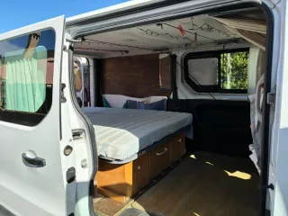 Opel Vivaro H1L2 camper (tengo fila trasera)