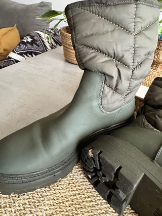 Botas Zara verdes acolchadas