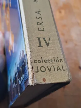 Libro antiguo Walt Disney 1968