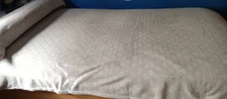 Funda nórdica coralina beige y blanca cama 90