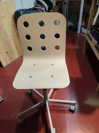 Silla de escritorio infantil Ikea, blanca