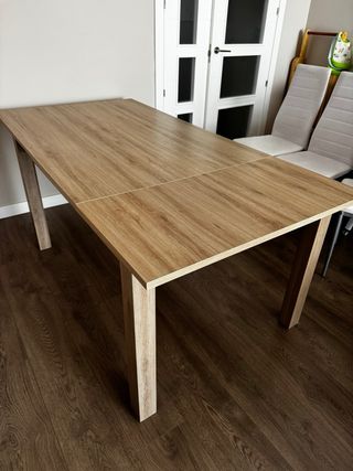 Mesa de comedor de madera extensible