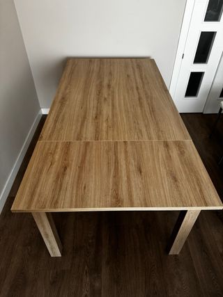 Mesa de comedor de madera extensible