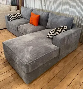 Tapicero sofa cheslong