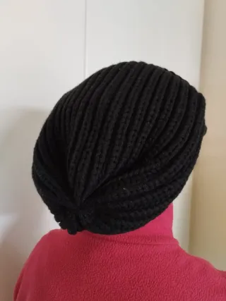 Cappello donna lavorato a maglia