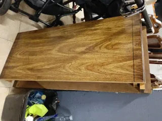 Mesa de comedor de madera maciza con 4 sillas