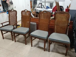 Mesa de comedor de madera maciza con 4 sillas