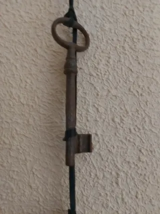 Lote de 4 llaves antiguas decorativas