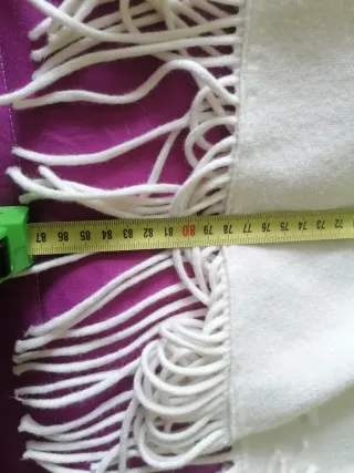 Chaqueta blanca con flecos