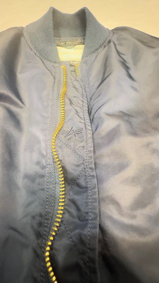 Chaqueta Bomber Alpha Industries MA-1 Azul