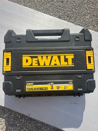 Maletín DeWalt Negro y Amarillo