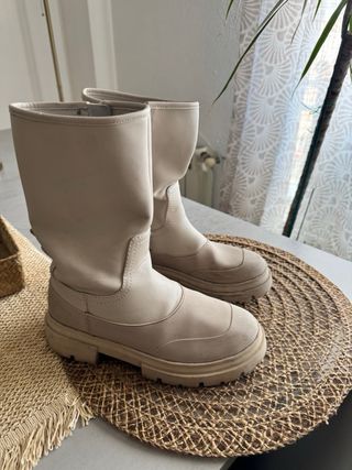 Botas Zara Beige