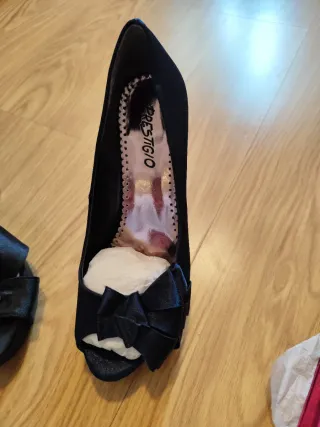 Lote 9 pares zapatos fiesta talla 39