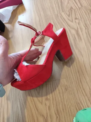 Lote 9 pares zapatos fiesta talla 39