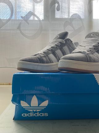 Adidas Campus Gris y Blanco