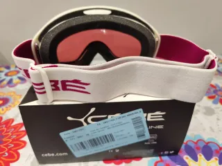 Máscara de esquí rosa y blanca CÉBÉ