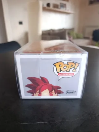 Funko Pop SSG Goku 827 Summer Convention