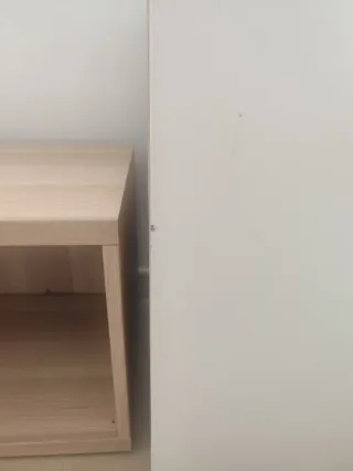 Mueble TV IKEA Beige y Blanco