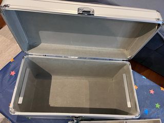 Botiquín metálico con cerradura