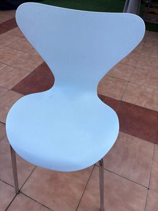 Set Mesa de Cristal templado y 2 Sillas modernas.