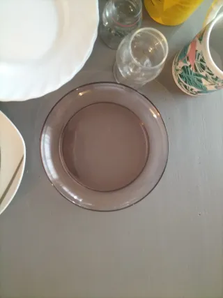 Vajilla y copas de cristal