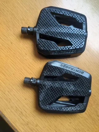 Pedales Bontrager Negros