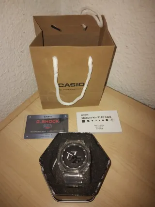 Reloj Casio G-Shock Negro y Transparente
