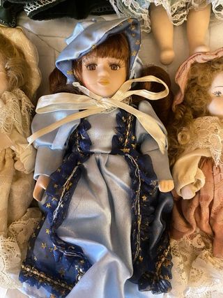 Lote de 8 Muñecas de Porcelana