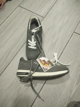 Zapatos de seguridad MODYF grises mujer