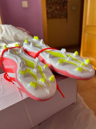 Botas fútbol Adidas Crazyfast 36.5 Nuevas