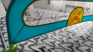 Barrera de cama infantil