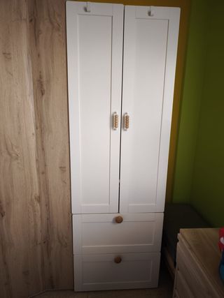 Armario infantil IKEA blanco con cajones
