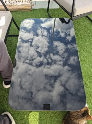 Mueble de jardín: sofá,sillones con cojines y mesa