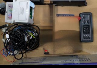 Centralita CBE PC100 con mando