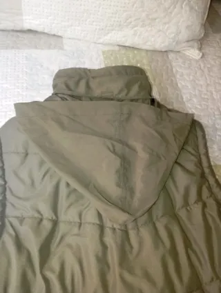 Chaleco acolchado verde oliva Talla XL