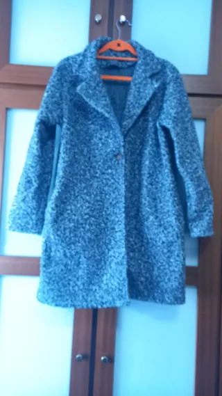 Chaquetón mezcla negro y blanco