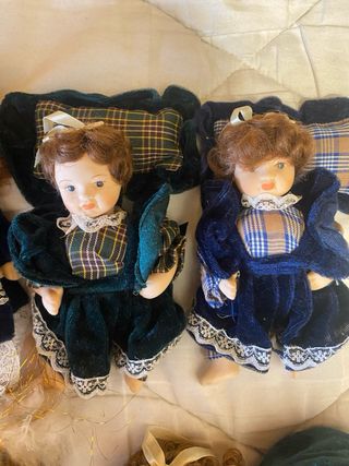 Lotto di 7 Bambole in Porcellana Vintage